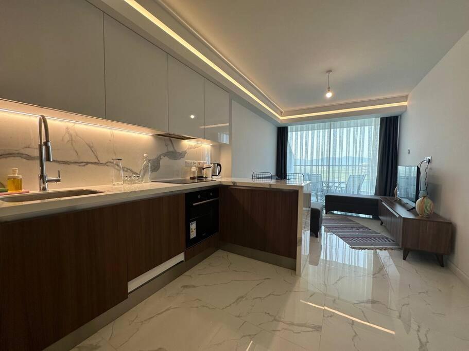 Apartment Grand Sapphire 107 Amazing 1 Bedroom By Myguest Cyprus *